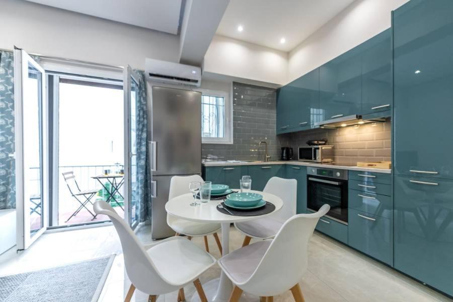 The Mint'S Apartment Iofontos Athens Exterior photo